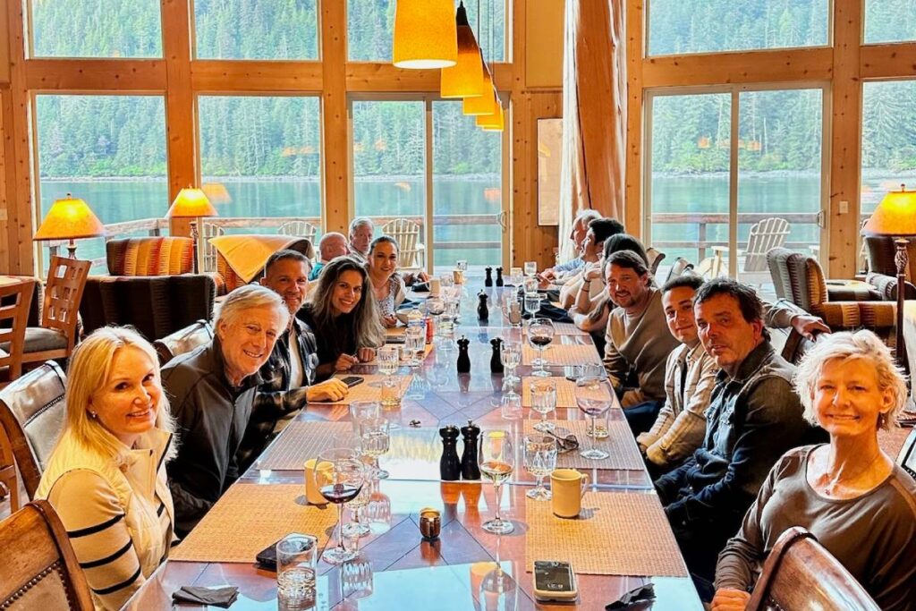 alaska_2024_dinnertable